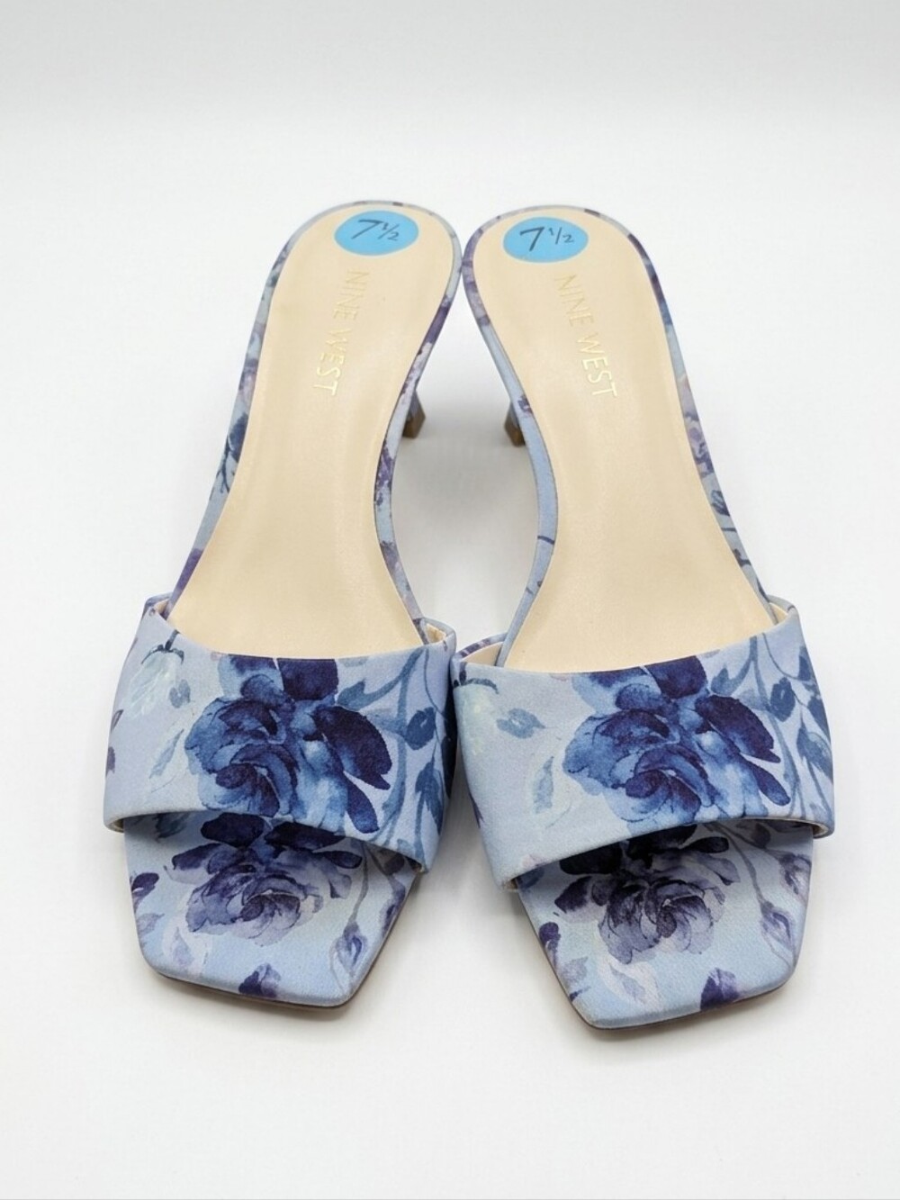 Nine West Blue Floral Print Heeled Mules / Kitten Heels - Size 7.5